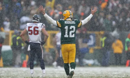 Rodgers encamina al triunfo a Packers sobre Texans