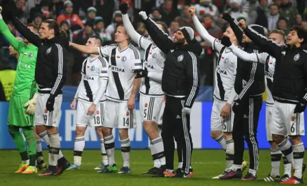 Legia sorprende al Sporting y se cuela a Europa League 