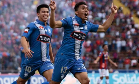 Afición de Cruz Azul, no tan convencida por fichaje de Mena 