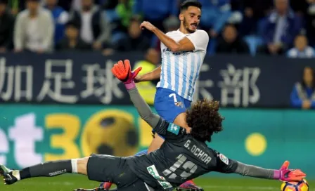 Ochoa, héroe en empate del Granada con el Málaga