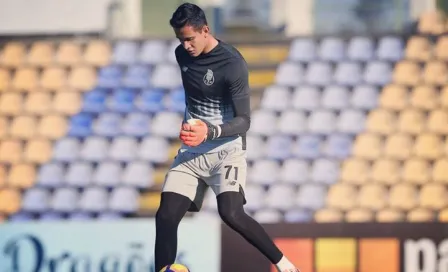 Gudiño sorprende con atajadón en triunfo del Porto B