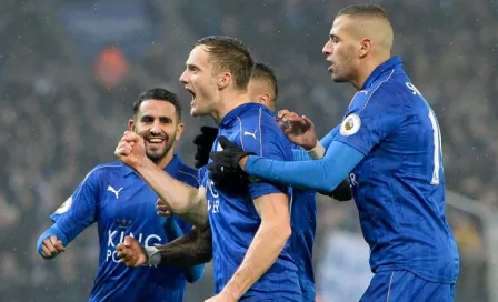 Leicester vence con autoridad a un débil Manchester City