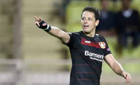 Chicharito habría vuelto a interesar a Liverpool y Tottenham