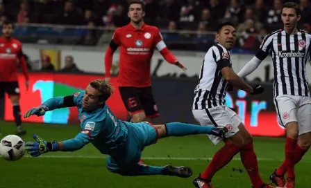 Marco Fabián y Eintracht concluyen el 2016 con triunfo