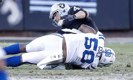 Raiders sufren dolorosa pérdida en triunfo sobre Colts