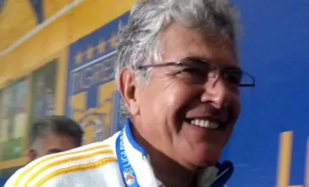 Tuca Ferretti se vuelve a quitar el bigote tras título de Tigres