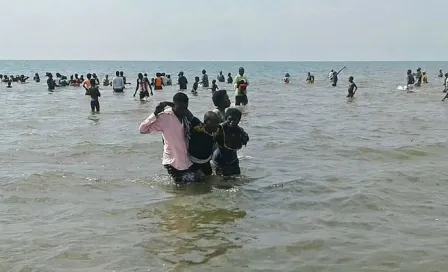 Equipo de futbol africano naufraga en Uganda