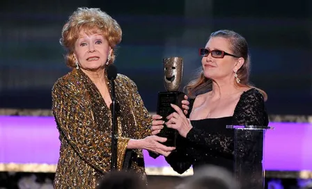 Debbie Reynolds muere tras pérdida de su hija Carrie Fisher