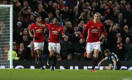 Manchester United sufre, pero vence al Middlesbrough