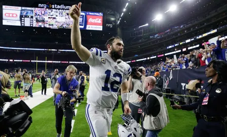 Colts se aprovecha de inoperantes Texans en Comodines