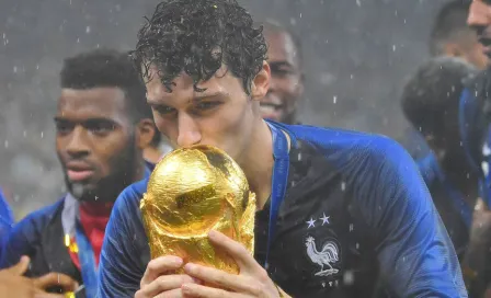 Bayern Munich revela la contratación de Benjamin Pavard