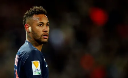 Padre de Neymar desmiente intensiones de su hijo de regresar al Barça