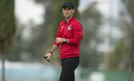 Rafa Márquez dirige práctica de Atlas Sub 20