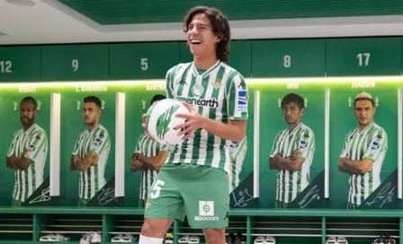 Betis hace cambio al dorsal de Diego Lainez