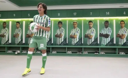 Betis se regodea por ganarle fichaje de Lainez al Ajax