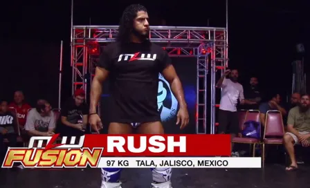 Rush regresa a MLW para vencer a Shane Strickland