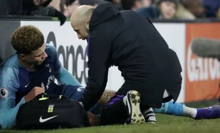 Dele Alli enciende las alarmas en el Tottenham tras lesionarse