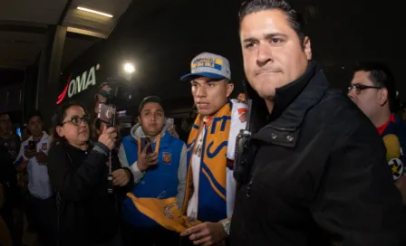 Salcedo firma contrato y es oficialmente jugador de Tigres