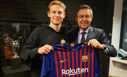 Barcelona hace oficial el fichaje de Frenkie de Jong