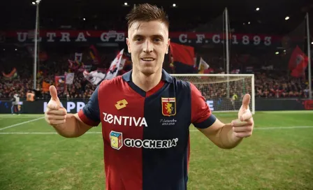 Milan oficializa fichaje del delantero Krzysztof Piatek