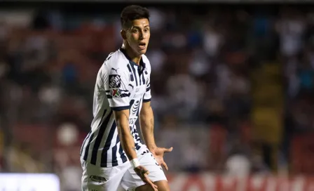 Duilio Davino asegura que Maximiliano Meza no es transferible