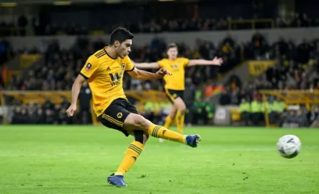 Jiménez se luce y anota con el Wolverhampton en FA Cup