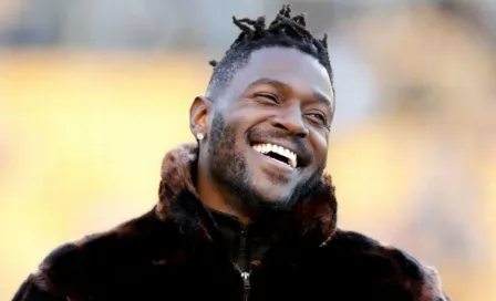 Antonio Brown continúa 'coqueteo' con San Francisco