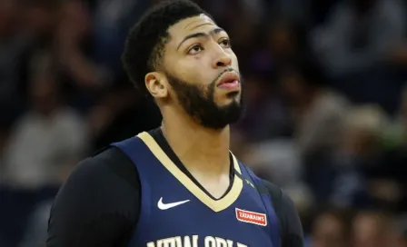 Anthony Davis solicitó su traspaso de los Pelicans