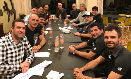 Cuerpo técnico del Tri visita a Dorados y Maradona