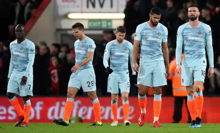 Chelsea cae ante Bournemouth y peligra su puesto en Champions