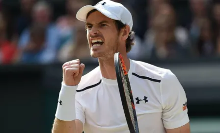 Andy Murray 'enseña' de más por accidente en radiografía 