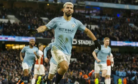 Agüero guía triunfo del Man City con hat-trick frente al Arsenal