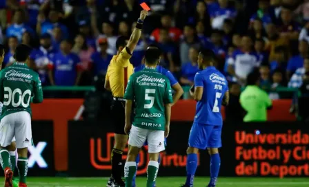 Cruz Azul presenta inconformidad por expulsión de Yoshimar Yotún