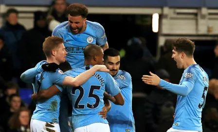 Manchester City asalta liderato de la Premier tras vencer al Everton 