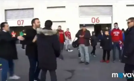 Aficionado del Atleti golpea a fan del Madrid tras derrota