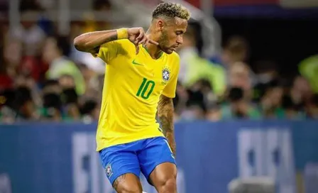 Estilista de Neymar 'revela' por error nuevo jersey de Brasil 