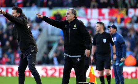 Bielsa corrige a su traductor en plena conferencia de prensa