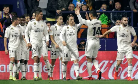 Real Madrid vence al Levante con polémico triunfo