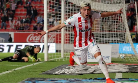 Brian Fernández destaca en los mejores goles de la Jornada 8