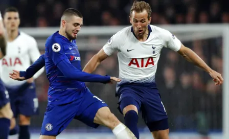 Ibrahimovic aconseja a Kane dejar al Tottenham para ganar títulos