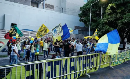  "El Bofo se la come": la 'dedicatoria' de la afición de América