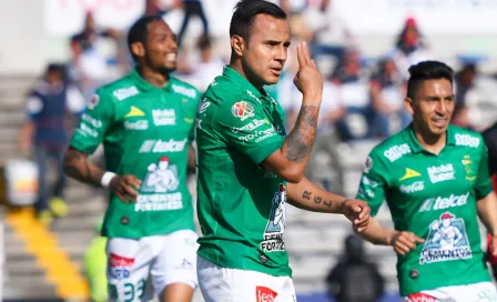 León anuncia renovación de Luis Montes con llamada de Gokú