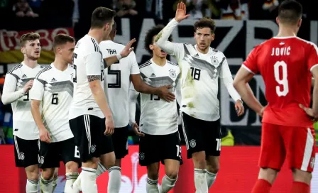 Alemania rescata empate a un gol contra Serbia en partido amistoso