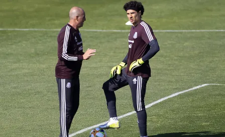 'Martino no es un entrenador que quiera descubrir el hilo negro': Memo Ochoa