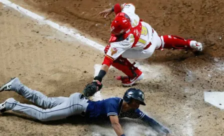 Diablos Rojos inauguran estadio con dolorosa derrota ante Padres de San Diego 