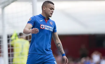 Jonathan Rodríguez, baja de Cruz Azul vs Rayados 