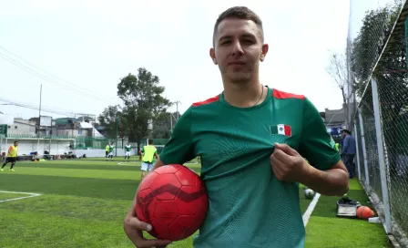 Jorge Peniche, el profesor universitario que vive del futbol