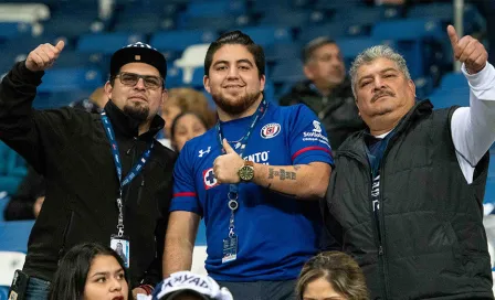 'Monterrey y Tigres aún no son grandes': Afición de Cruz Azul 