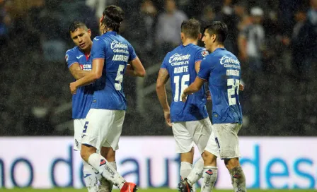 Cruz Azul viene de atrás y rescata agónico empate contra Monterrey