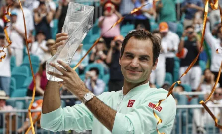 Federer conquista su título 101 tras ganar el Abierto de Miami